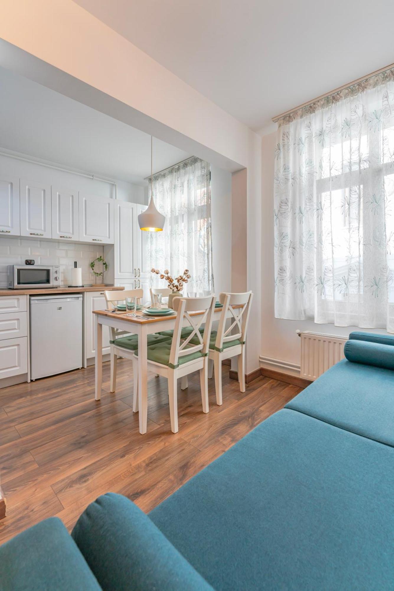 Wagner Estate Feel The Old Town Vibe Apartment Brasov Exterior photo